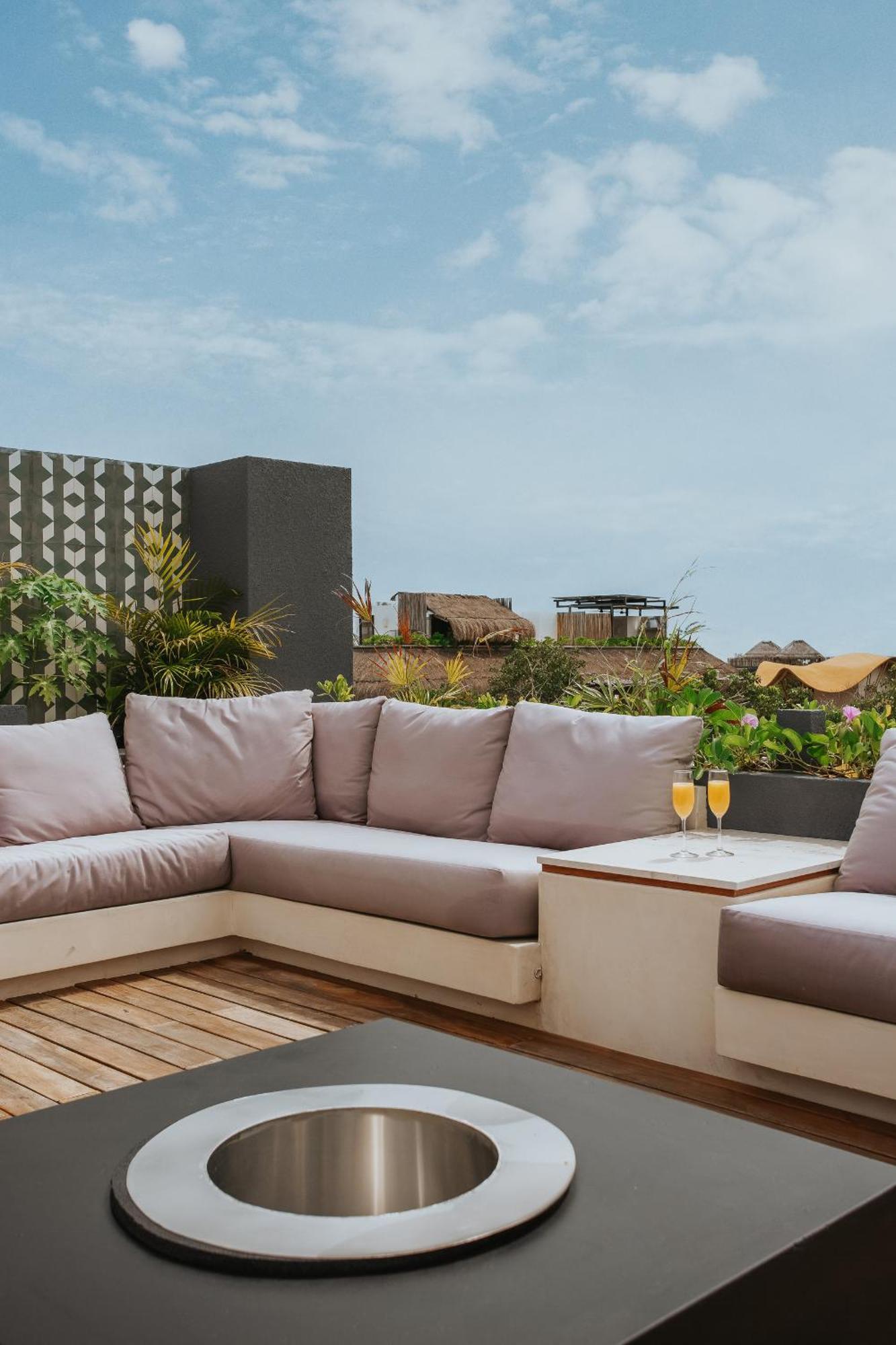Appartamento Divine 3br Ph Private Jacuzzi, Pools, Spa, Yoga