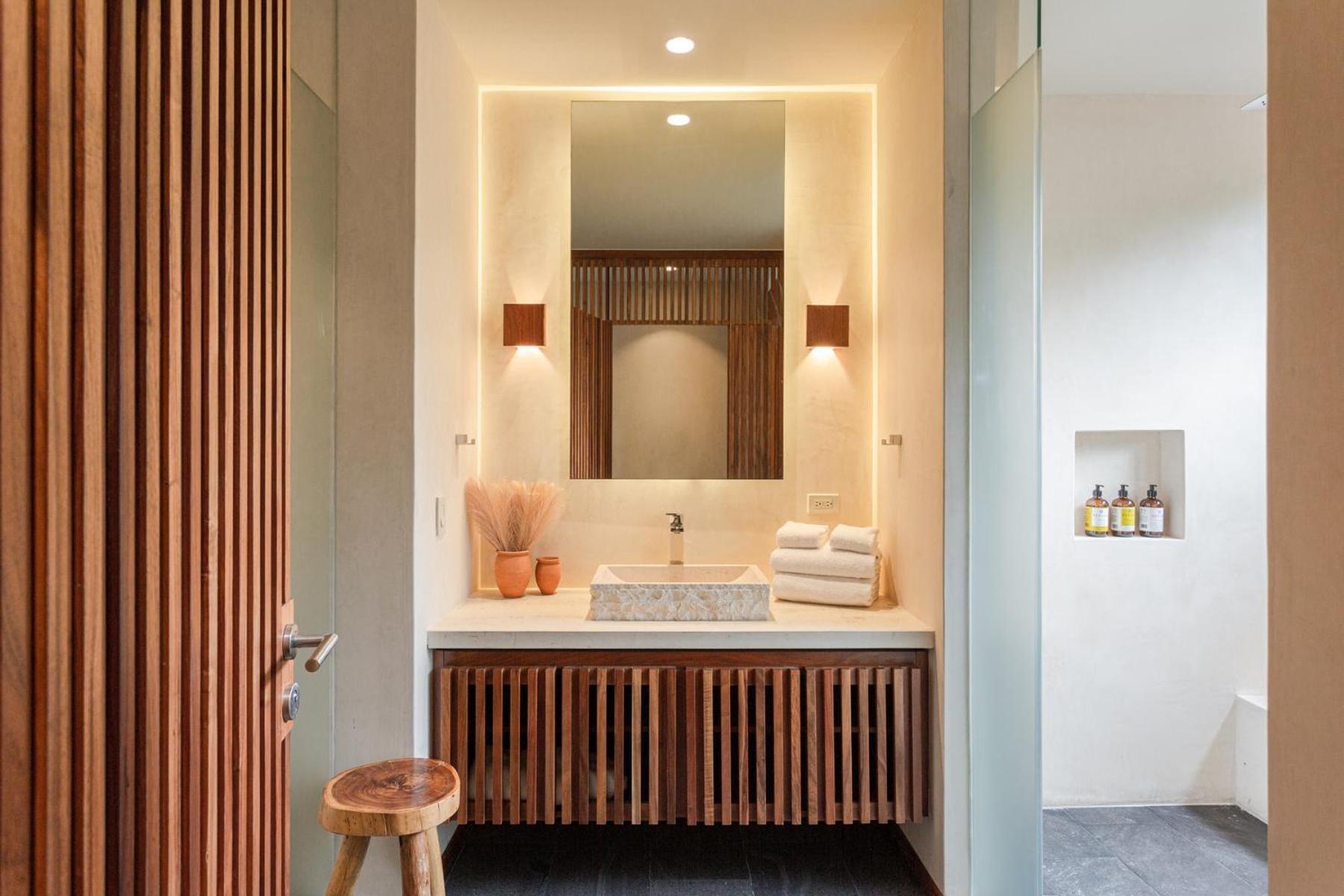 Divine 3br Ph Private Jacuzzi, Pools, Spa, Yoga Apartment *
